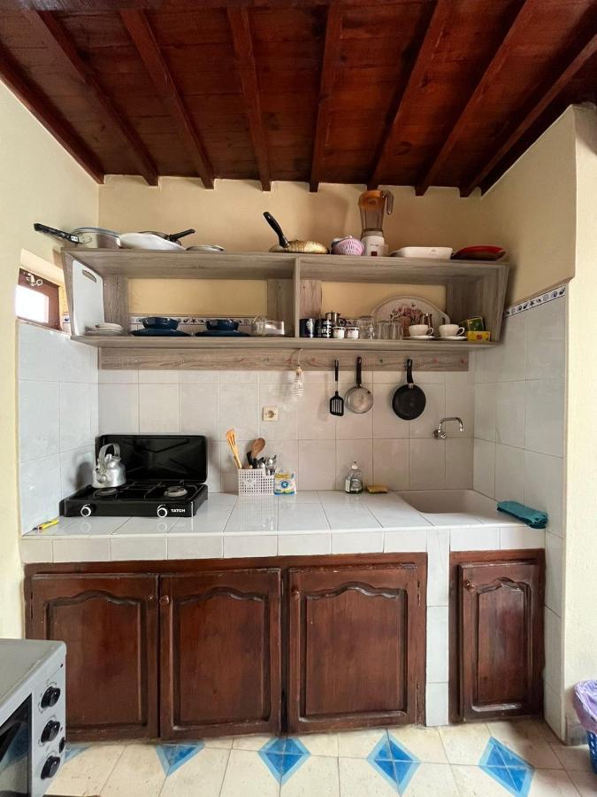 Zazou Apartment Есувейра Екстериор снимка